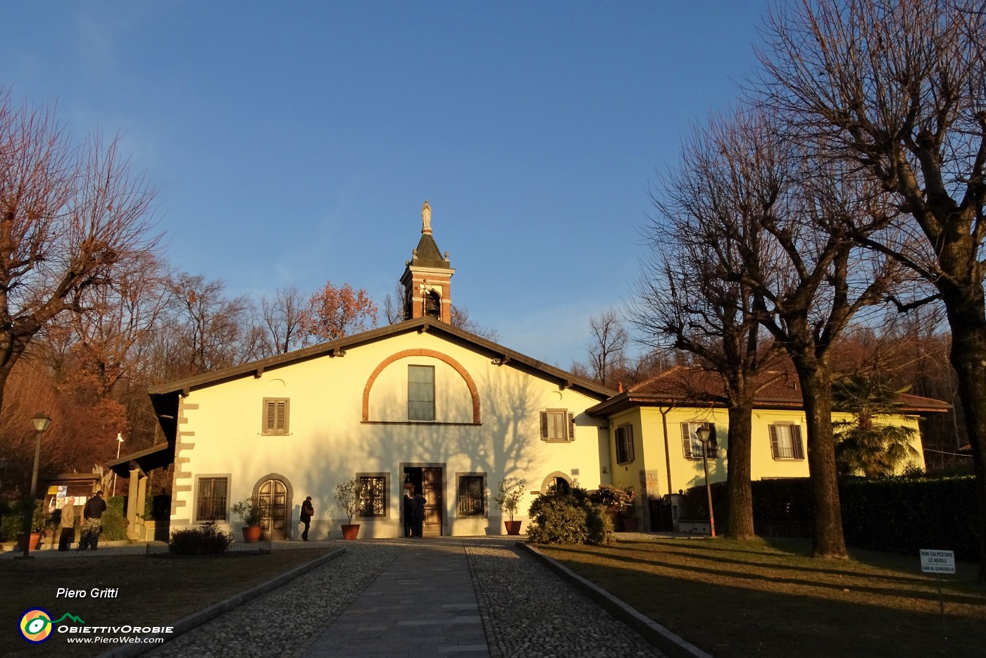 81 Santuario Madonna della Castagna.JPG